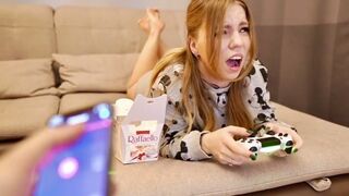 Kisankanna got cum on her face for protecting her man’s dick from a girl