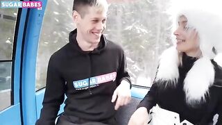 A hot blondie would love to get fucked in public place