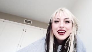 Your girlfriend is persuading you to cum for her CEI