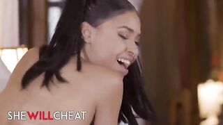 Ryder Rey cheats on her hubby with her boss in no time