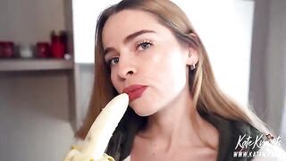 Hungry neighbor made an amazing eye contact blowjob