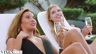 A girl's dream: sex with four guys in an intense foursome