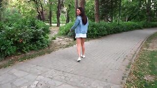 Mini skirt babe got banged in the park and received a cumshot in her mouth
