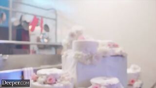 The baker competes with her friend, showcasing her stunning figure