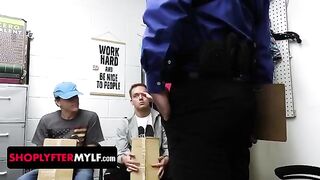 The stepmom Dee Williams helps her naughty sons in a tough spot