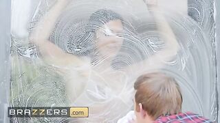 A window cleaner gets fucked by a rich slut Ruby Sims in lingerie