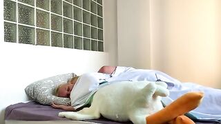 Stepbro calmed down his stepsister, who had a nightmare