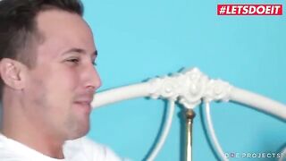 Hot American babes Valentina Nappi and Abella Danger party hard