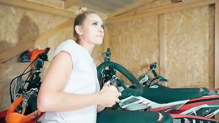 I fixed my motorcycle and fucked a beautiful girl
