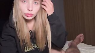 Ladies of IT also know how to suck cock. Californiababe