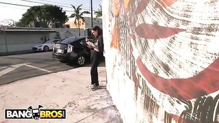 Debonair dude bangs curvy babe Roxxii Blair in his van