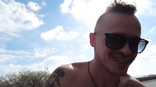 We pretended to be Bloggers and got laid on the beach