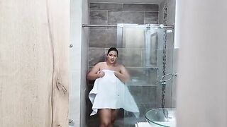 I spied on my stepsister in the shower and she let me have Savannah Watson
