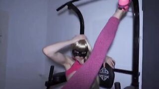 Fitness girl gets her asshole gapped by two cocks in gym
