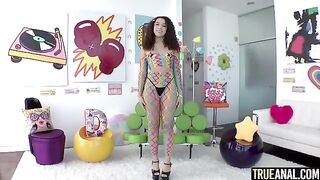 Anal adventures with petite and flexible Willow Ryder