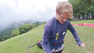 Squirt while paragliding in 2200 m above the sea, an extreme and daring feat