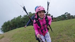 Squirt while paragliding in 2200 m above the sea, an extreme and daring feat