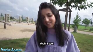 Italian college girl agreed to fuck outdoors for cash with a stranger