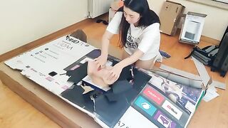 My stepsister got fucked through the hole in the box and received a creampie