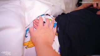 The stepdaughter had a passionate encounter with her stepfather in the middle of the night