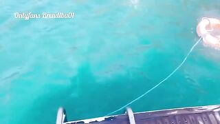 Fucking in a public yacht, a daring and sensual encounter