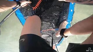 Fella met a hot girl on the beach and fucked her