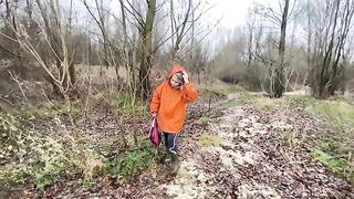 A walk by the river turns into intense anal sex with my husband’s impressive size