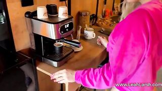 A hot blonde got fucked after the coffee, good morning!