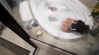 Stepbrother shared bathroom, but kept pants on, OMG!