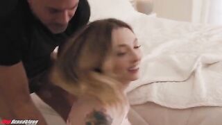 Babysitter left a cookie trail for her horny dad