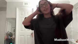 Skinny Latina bitch serves her boyfriend a cock sucking treat
