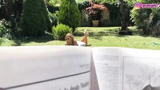 I dressed with FREUTOY in the garden, to keep the creampie in my ass!