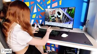 The young gamer wanted to play Sims 4 but her boyfriend had other plans