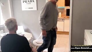 An old man fucked a German amateur in the kitchen, right in front of his wife