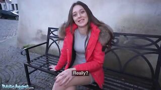 Czech babe Isabela de Laa got fucked on the street for cash