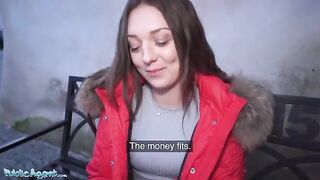 Czech babe Isabela de Laa got fucked on the street for cash