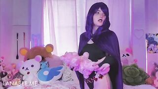 Raven discovers StarFire’s toys and experiments playfully
