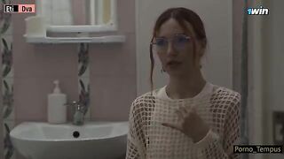 Russian schoolgirl gets her pussy smashed by two cocks in a steamy session