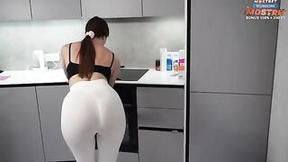 A cleaning lady polished the cock of a dirty fucker / Roleplay blowjob