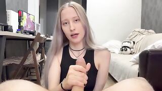 A cute girl with silver hair fucks in her pussy