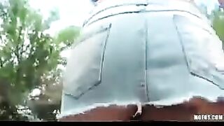 A hot brunette babe got masturbated on the city streets in a bold act