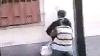 I wanted to have sex on the street, no need to go inside