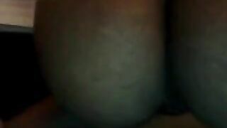 She wanted to show her ass to all in the chat