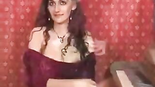Fingered hairy pussy of a hot girl in solo session