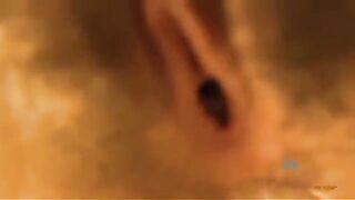 A man got a blowjob from his hairy pussy