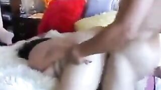 Man checked the strength of the thick ass of a BBW