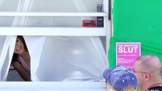 A man fucked his girlfriend in the diner on wheels, a steamy 4K scene