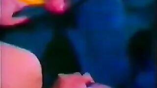 A retro threesome sex video with an Italian twist - Eporn
