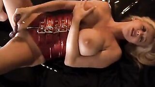 Rachel Aziani plays with a toy and reaches orgasm