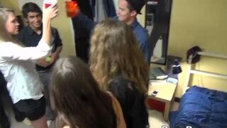 Instead of paying debt, girls from DEBT4k offered a rave party to the collector